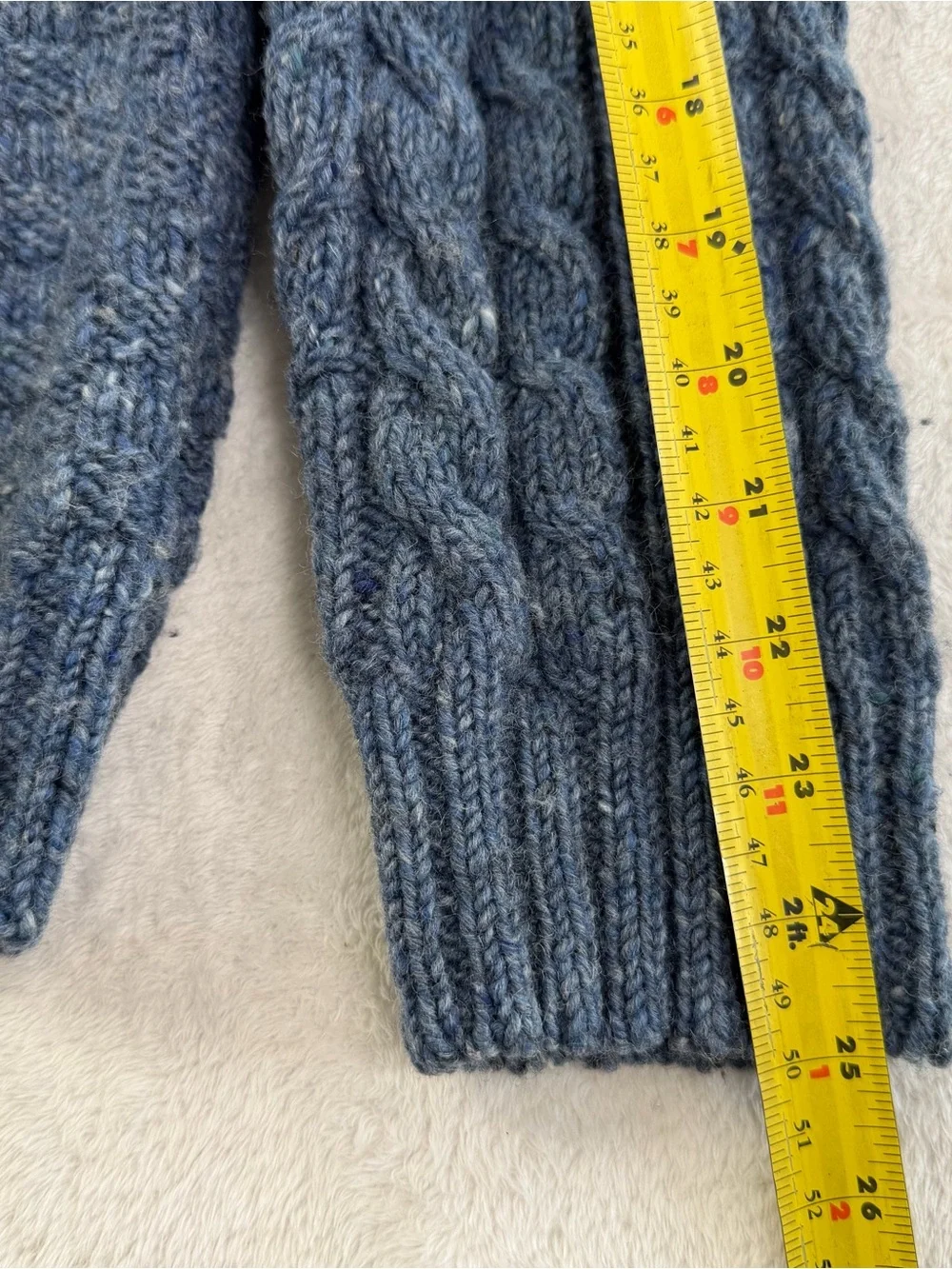 L.L.Bean Irish Aran Fisherman Cable Knit Wool Sweater Men’s M Heavyweight Henley